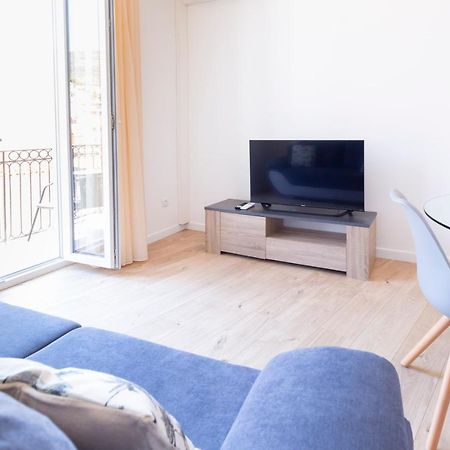 Marne II - 3 Pieces - Parking - Carre D'Or Menton Apartment Bagian luar foto