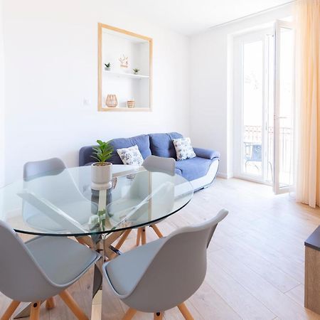 Marne II - 3 Pieces - Parking - Carre D'Or Menton Apartment Bagian luar foto