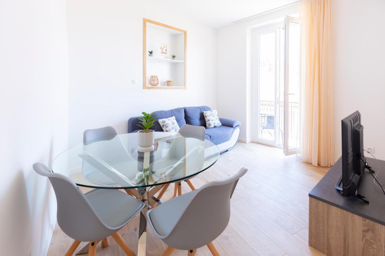 Marne II - 3 Pieces - Parking - Carre D'Or Menton Apartment Bagian luar foto